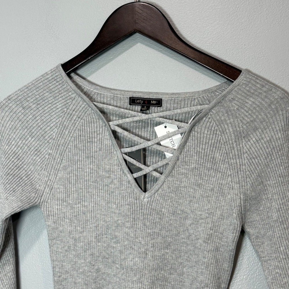 Lety & Me Walker Fitted Sweater Grey Lace Up Ribbed Knit V-Neck 1725SX NEW Small